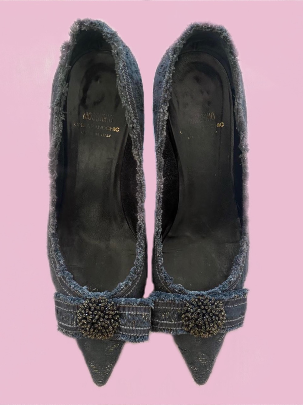🐚 VINTAGE MOSCHINO CHEAP & CHIC KITTEN HEELS